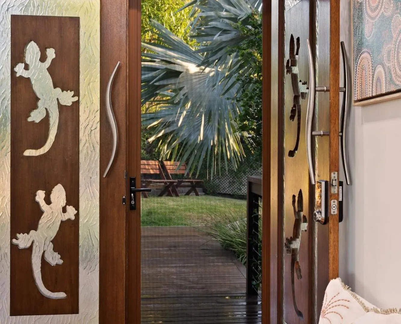 Hinterland Dreamers Poolside Retreat Yandina Creek