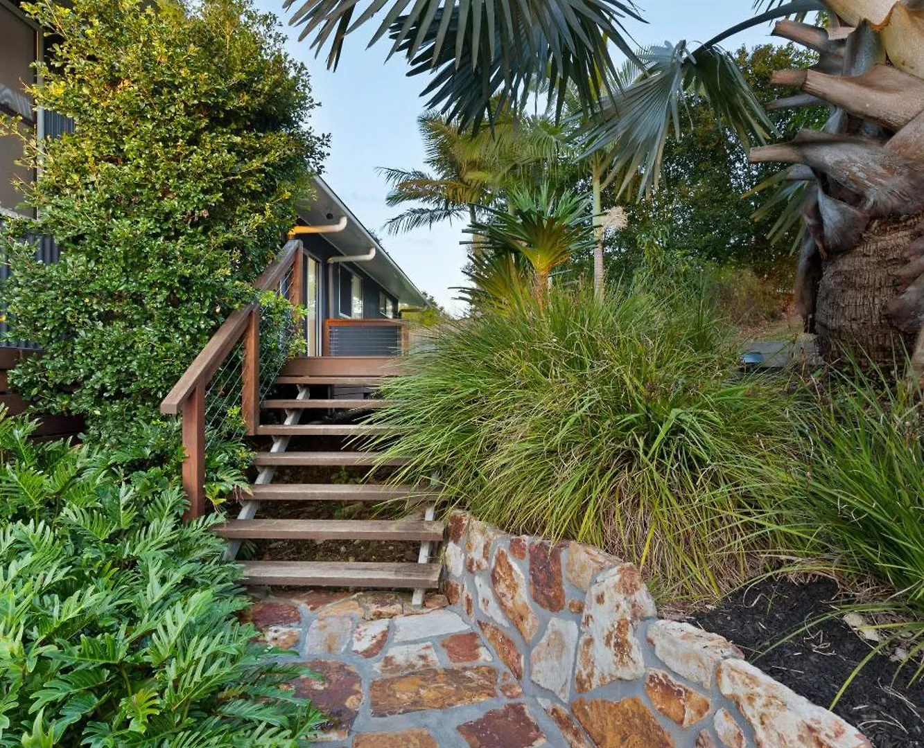 Hinterland Dreamers Poolside Retreat Yandina Creek