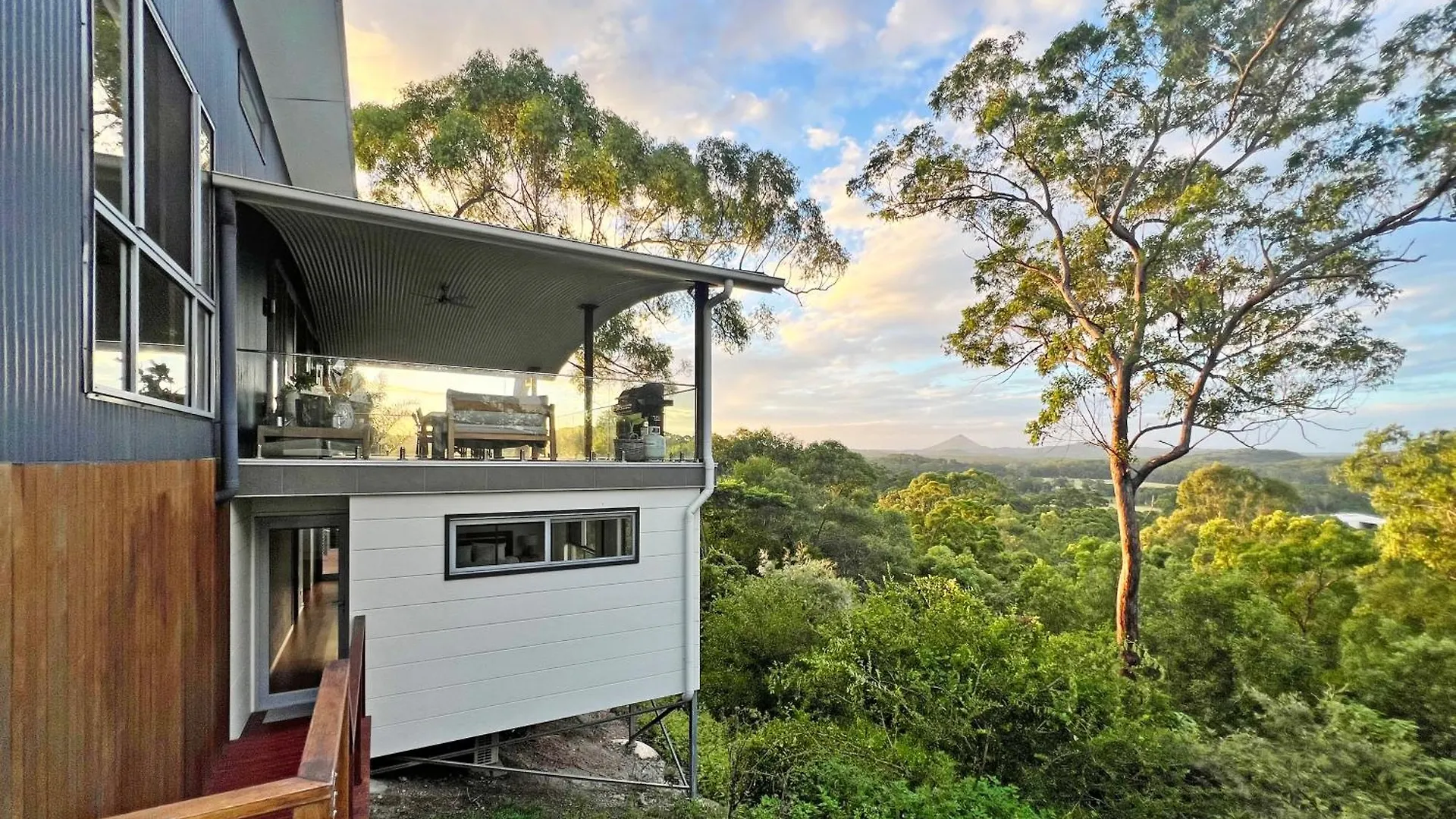 Hinterland Dreamers Poolside Retreat Yandina Creek Holiday home