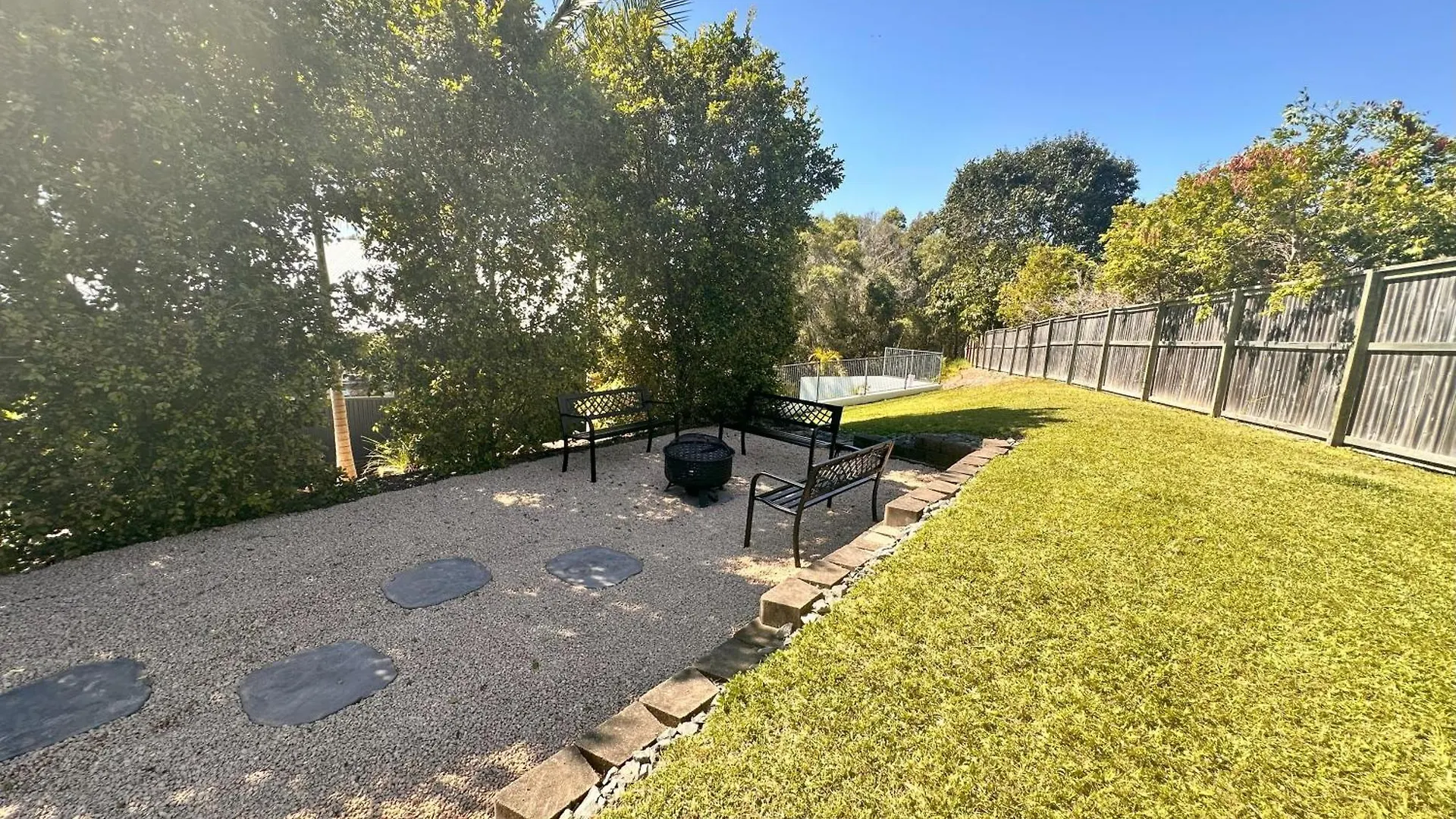 Holiday home Hinterland Dreamers Poolside Retreat Yandina Creek